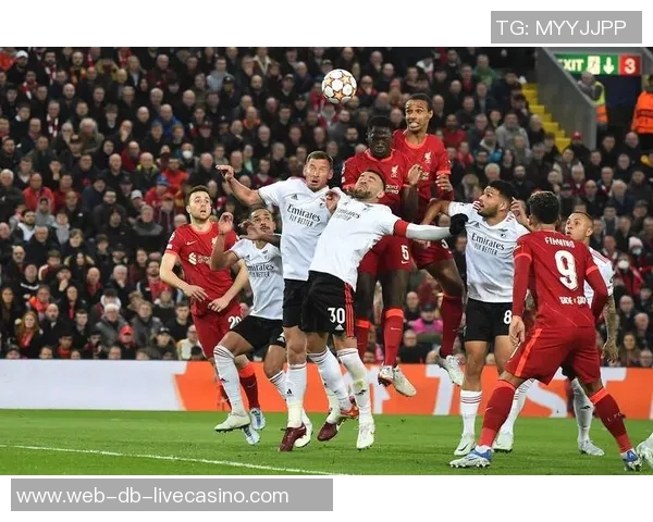 利物浦与曼联巅峰对决直播时间及观看指南全解析 利物浦与曼联巅峰对决直播时间及观看指南全解析